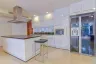 4 Bedroom Condo for sale in Phra Khanong, Bangkok near BTS Phra Khanong