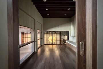 Commercial for rent in Khlong Tan Nuea, Bangkok