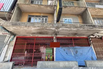 Commercial for rent in Chong Nonsi, Bangkok