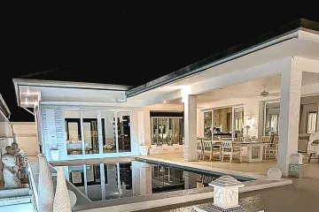 2 Bedroom Villa for sale in Pa Khlok, Phuket