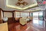 3 Bedroom Condo for sale in Nong Prue, Chonburi