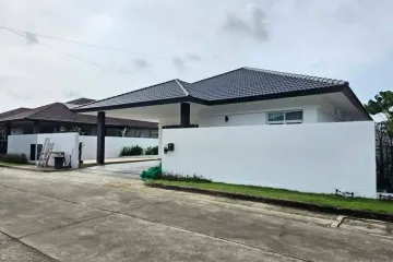 3 Bedroom House for sale in Panalee Banna Village, Huai Yai, Chonburi