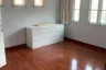 4 Bedroom Townhouse for rent in Villa 49 Townhouse, Khlong Tan Nuea, Bangkok near BTS Thong Lo
