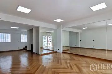 Office for rent in Khlong Tan Nuea, Bangkok