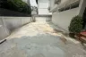 1 Bedroom Office for rent in Khlong Toei Nuea, Bangkok near MRT Sukhumvit