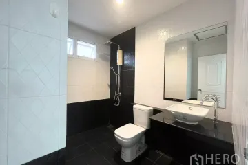 Office for rent in Nuan Chan, Bangkok