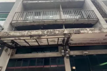 Commercial for sale in Khlong Tan, Bangkok near BTS Phrom Phong