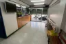 Commercial for rent in Bang Chak, Bangkok
