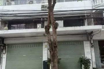 Commercial for rent in Bang Chak, Bangkok