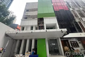Commercial for sale in Khlong Tan, Bangkok near BTS Phrom Phong
