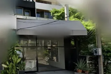 Commercial for rent in Khlong Tan Nuea, Bangkok near BTS Phrom Phong
