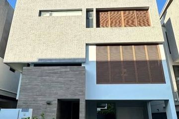 4 Bedroom House for rent in Parc Priva, Huai Khwang, Bangkok