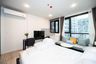1 Bedroom Condo for rent in XT Huaikhwang, Din Daeng, Bangkok near MRT Huai Khwang