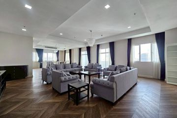 4 Bedroom Condo for rent in Khlong Toei Nuea, Bangkok near MRT Sukhumvit