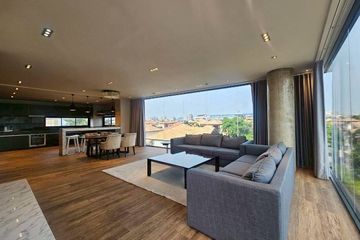 2 Bedroom Condo for rent in Penthouse Condominium, Phra Khanong Nuea, Bangkok near BTS Phra Khanong