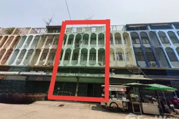 3 Bedroom Townhouse for sale in Bang Chak, Bangkok near BTS Bang Chak