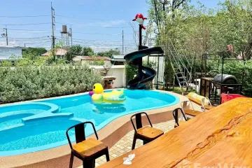 4 Bedroom House for sale in San Phranet, Chiang Mai