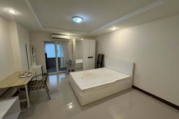 Condo for sale in Happy Home Ratchada 18, Sam Sen Nok, Bangkok near MRT Huai Khwang