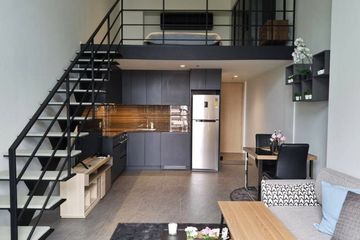 1 Bedroom Condo for rent in The Lofts Silom, Silom, Bangkok near BTS Surasak
