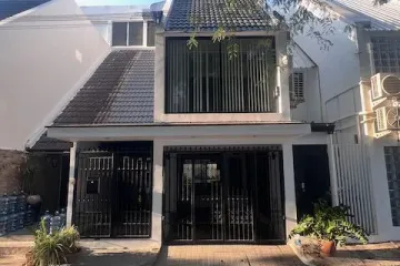 4 Bedroom Townhouse for Sale or Rent in Khlong Tan Nuea, Bangkok near BTS Phrom Phong