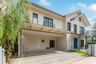 5 Bedroom House for Sale or Rent in Graceland, San Klang, Chiang Mai