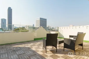 4 Bedroom Townhouse for rent in Khlong Tan Nuea, Bangkok