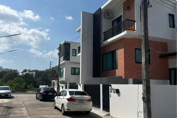3 Bedroom House for rent in Suparak Patong Hill, Patong, Phuket