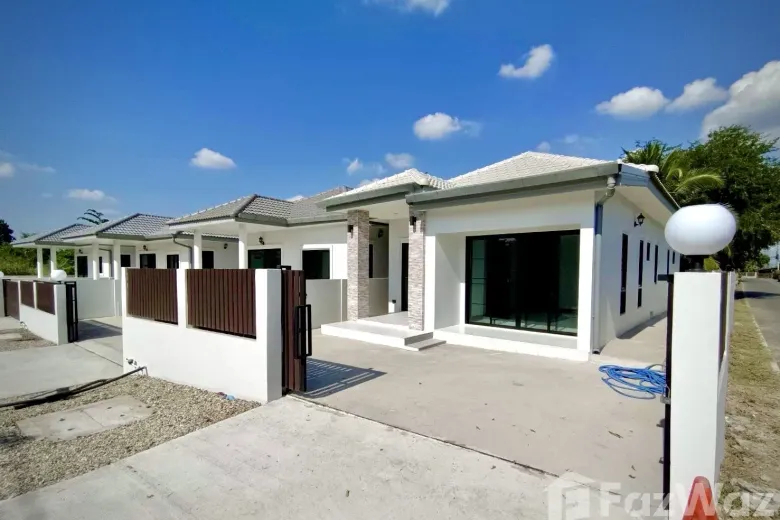 2 Bedroom House