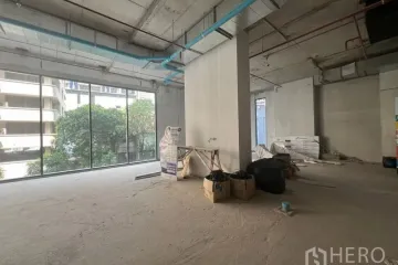 Commercial for rent in Khlong Tan Nuea, Bangkok near BTS Thong Lo