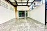 3 Bedroom Townhouse for sale in Lat Phrao, Bangkok