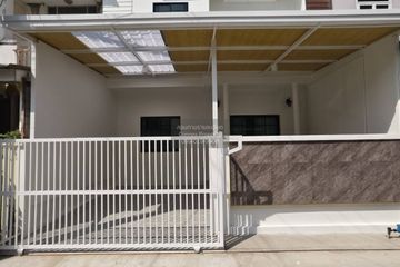 4 Bedroom Townhouse for sale in Wararak Village Rangsit - Nakhon Nayok Road, Khlong Sam, Pathum Thani
