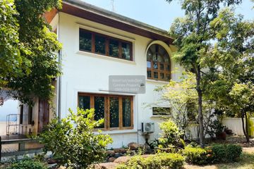 4 Bedroom House for rent in Sam Sen Nok, Bangkok near MRT Phawana