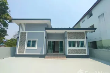 3 Bedroom House for rent in Pa Daet, Chiang Mai