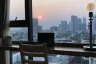 1 Bedroom Condo for sale in Rhythm Sukhumvit 36-38, Khlong Tan, Bangkok near BTS Thong Lo