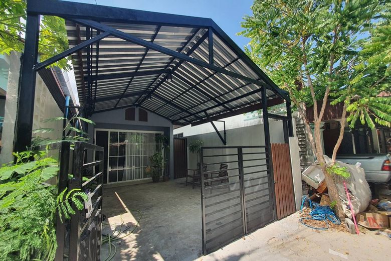 1 Bedroom House