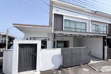 3 Bedroom Townhouse for sale in Baan Pruksa 84/2 Phetkasem 63, Lak Song, Bangkok