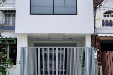 2 Bedroom Townhouse for sale in Baan yu charoen, Khlong Chaokhun Sing, Bangkok near MRT Mahatthai