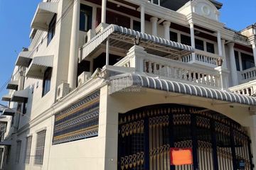 4 Bedroom Townhouse for rent in Chong Nonsi, Bangkok