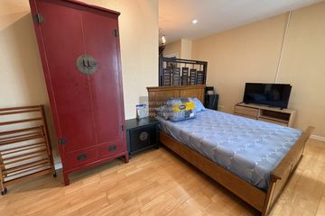 1 Bedroom Condo for rent in Baan Sathorn Chaopraya, Khlong Ton Sai, Bangkok near BTS Krung Thon Buri