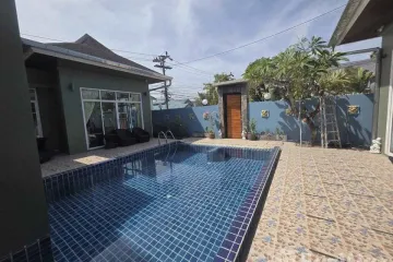 4 Bedroom Villa for rent in Si Sunthon, Phuket