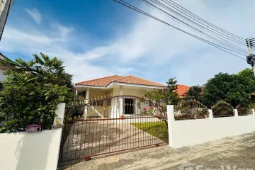 2 Bedroom House for sale in Cha am, Phetchaburi