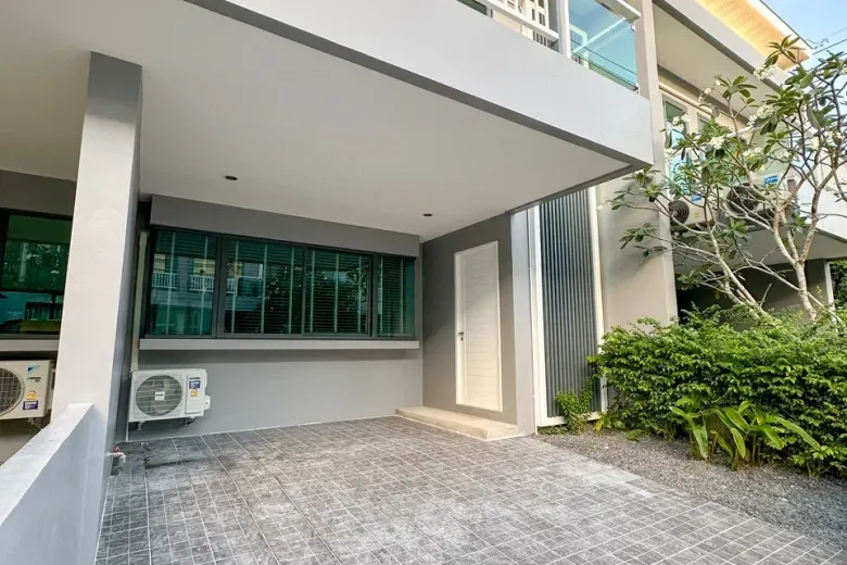 3 Bedroom Townhouse
