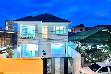 3 Bedroom House for sale in Bang Lamung, Chonburi