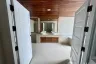 5 Bedroom Apartment for rent in Baan Vichien, Khlong Tan Nuea, Bangkok
