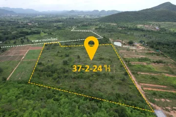 Land for sale in Nong Phlap, Prachuap Khiri Khan