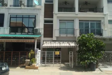 3 Bedroom House for rent in Baan Klang Krung (The Royal Viena Ratchavipha), Chatuchak, Bangkok