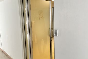Office for rent in Rassamee Tavorn Building, Suriyawong, Bangkok near BTS Surasak
