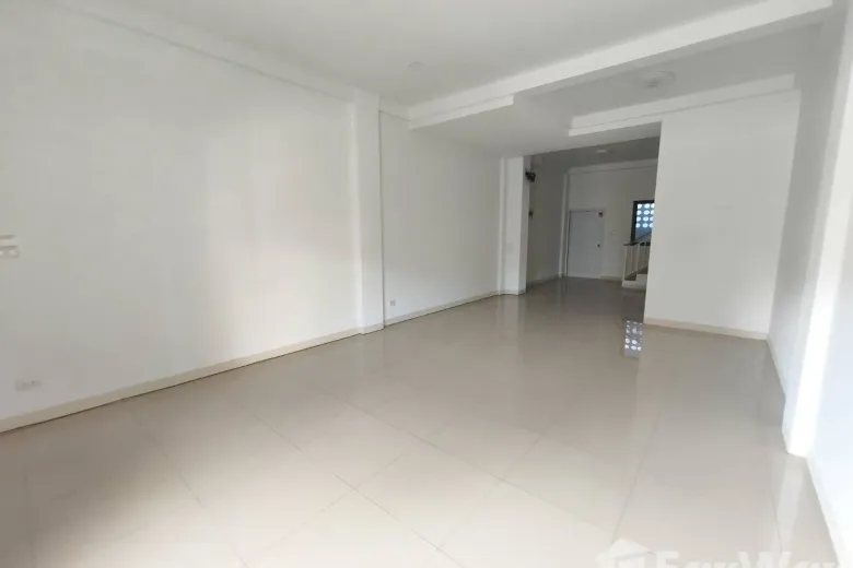 3 Bedroom House For Rent