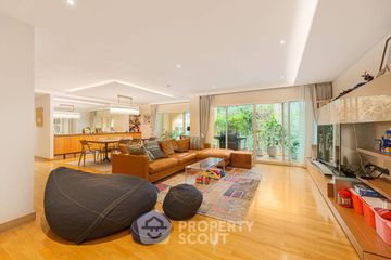 4 Bedroom Condo for sale in Phra Khanong, Bangkok near BTS Ekkamai