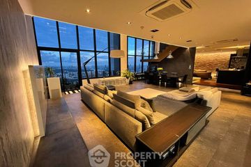 2 Bedroom Condo for sale in The Emporio Place, Khlong Tan, Bangkok near BTS Phrom Phong